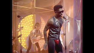 Cameo - Word Up - TOTP - 1986