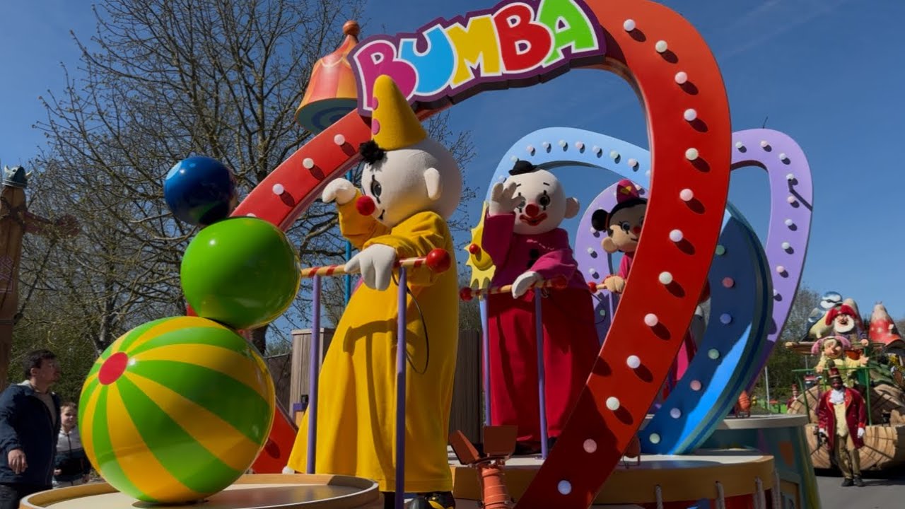25 Célébration parade at Plopsaland De Panne 🥳 ! ​⁠