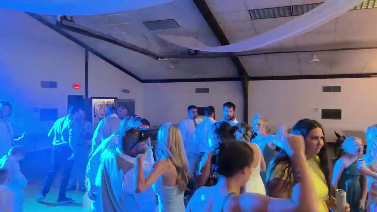 Hermiller-Hovest wedding reception
