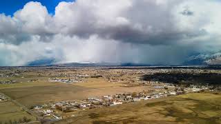 Drone Timelapse Captures Snow Squalls Rolling Over Utah Mountains