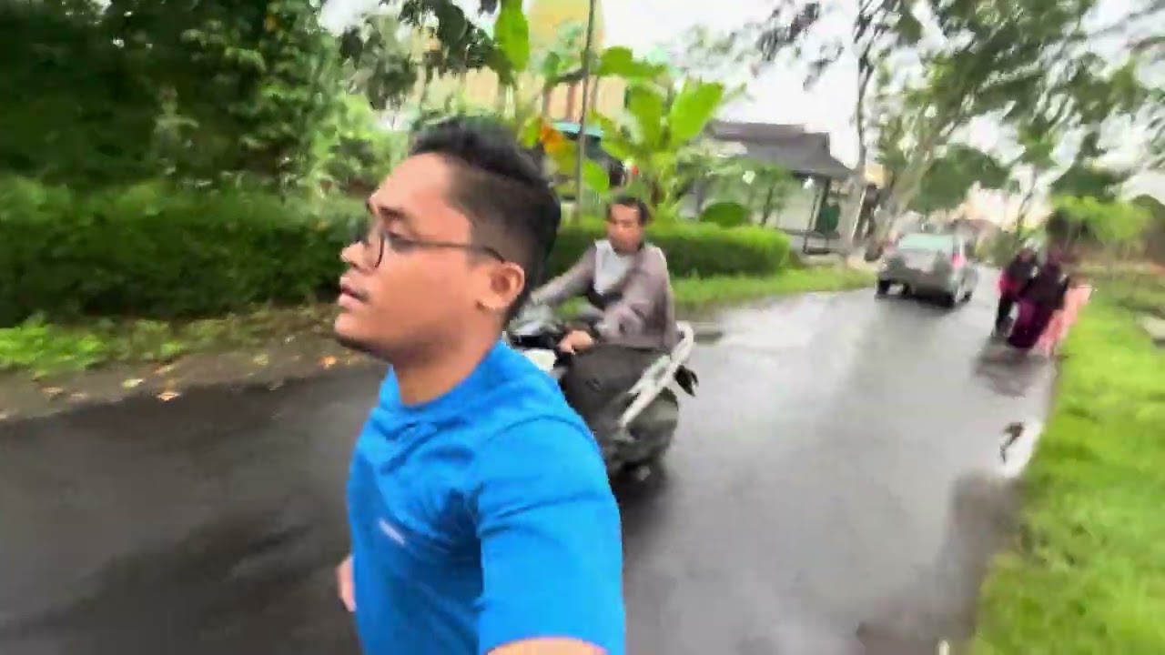 Lari dengan suasana pedesaan 