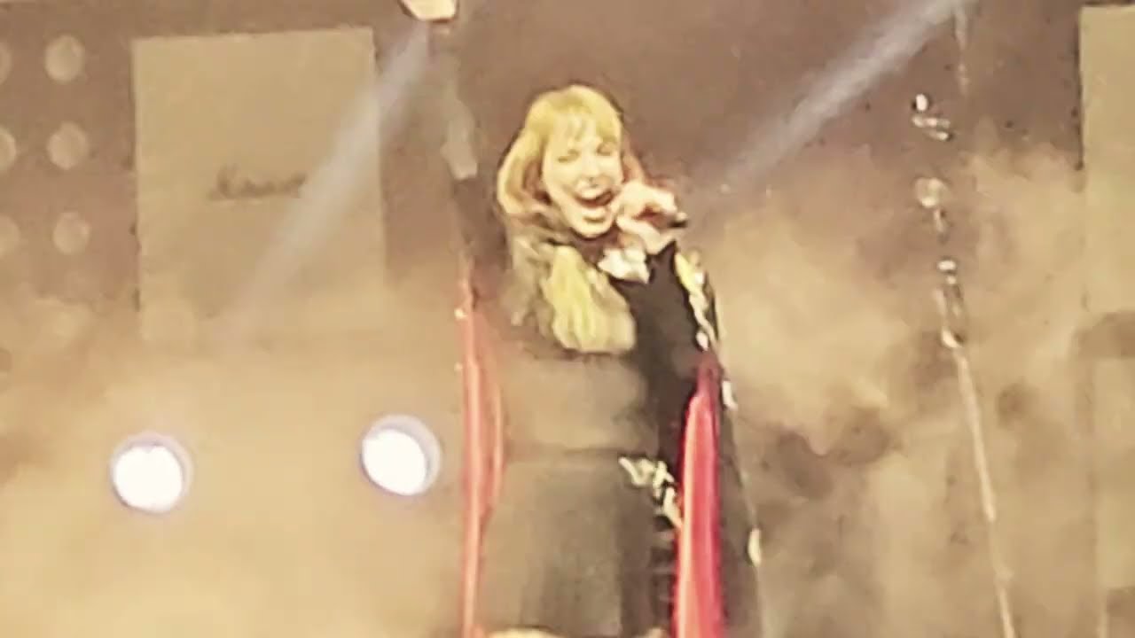 HALESTORM Familiar Taste of Poison / Rain Your Blood on Me and Drum Solo LIVE in Manchester