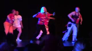 Zumba Party in Pink Gangnam Style