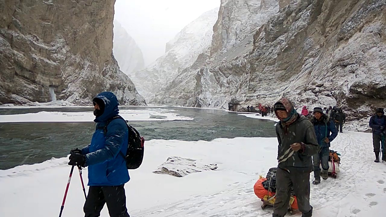 Chadar Trek: Snowfall and Early Morning Departure2