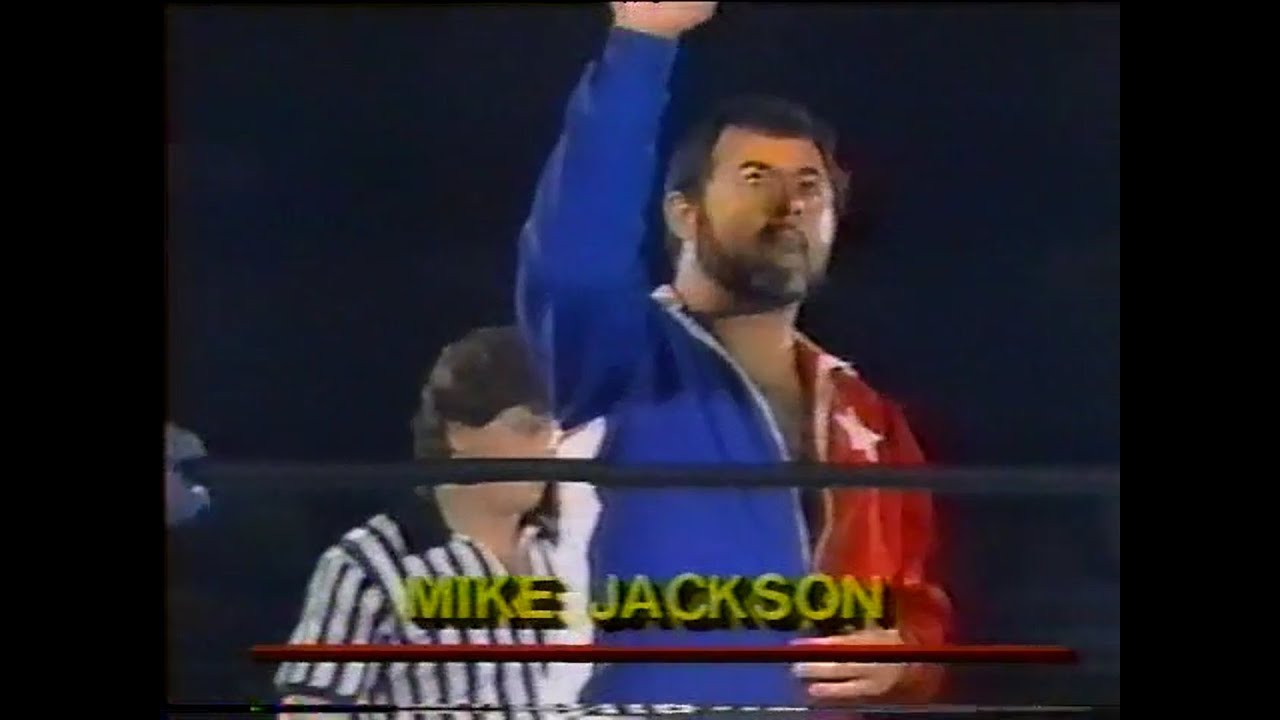 Carlos Colon vs Mike Jackson   Pro Wrestling USA Nov 10th, 1984