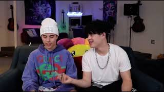 WHO ELSE IS FREAKING OUT ABT THIS VIDEO 😭🥺🥺❤️