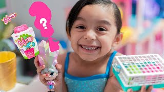 Blume Doll and My Life As Small Pet Play Set Unboxing and Review | Isabellas Toy Reviews