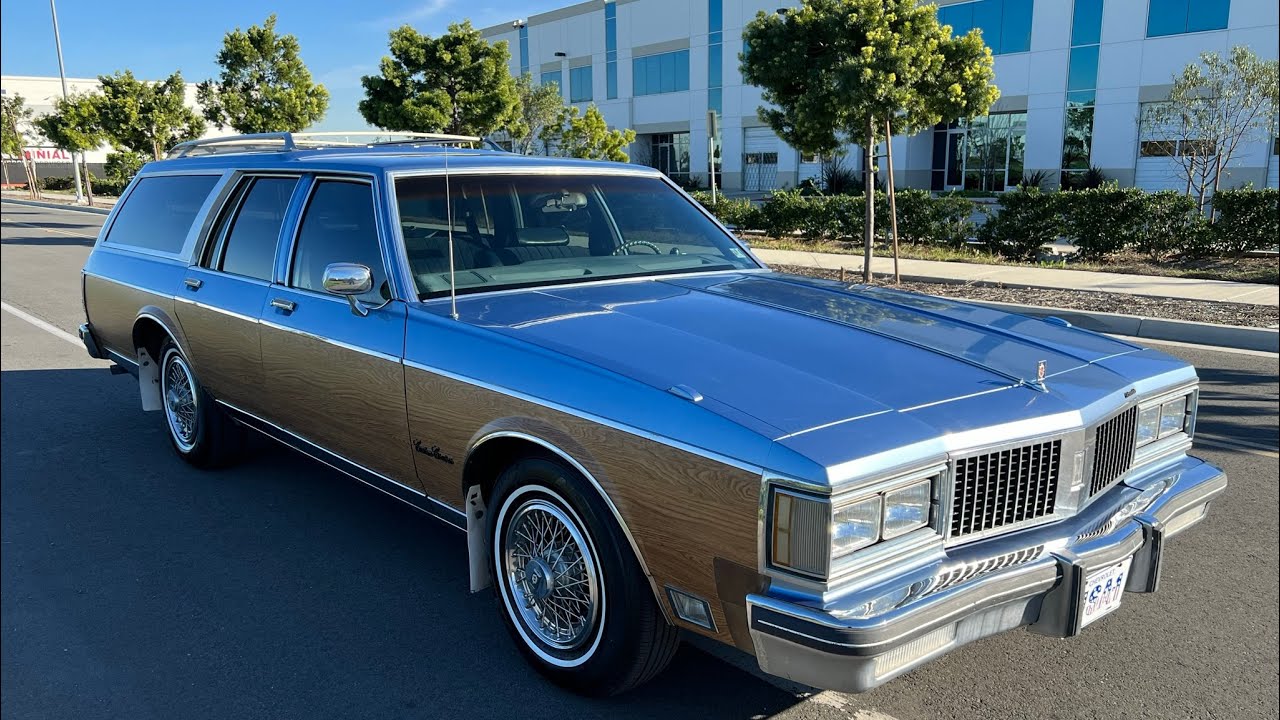 1989 Oldsmobile Custom Cruiser Woody Wagon