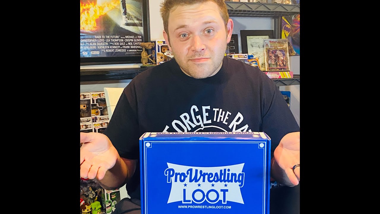 OPENING THE JUNE 2020 PRO WRESTLING LOOT SUBSCRIPTION BOX!