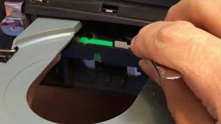 Xbox 360 Arcade Stuck Disc Tray Easy fix