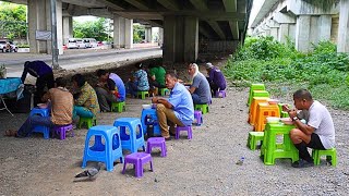 видео: Бесплатное питание для пожилых людей! 1,50 долл. США — неограниченная лапша из фургона с едой картинка: Бесплатное питание для пожилых людей! 1,50 долл. США — неограниченная лапша из фургона с едой