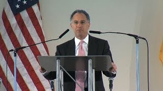 Famous U.S. Attorney, Christie Praise Prisoner Reentry Program Wealth