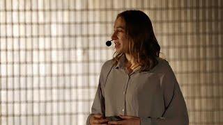 Life is an unpredictable journey: From train stations to selfdiscovery | Laura Klug | TEDxUTsukuba