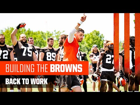 Video: „Cleveland Browns“pagaliau Laimėjo Ir Atidarė „Bud Light“„Pergalės šaldytuvus“