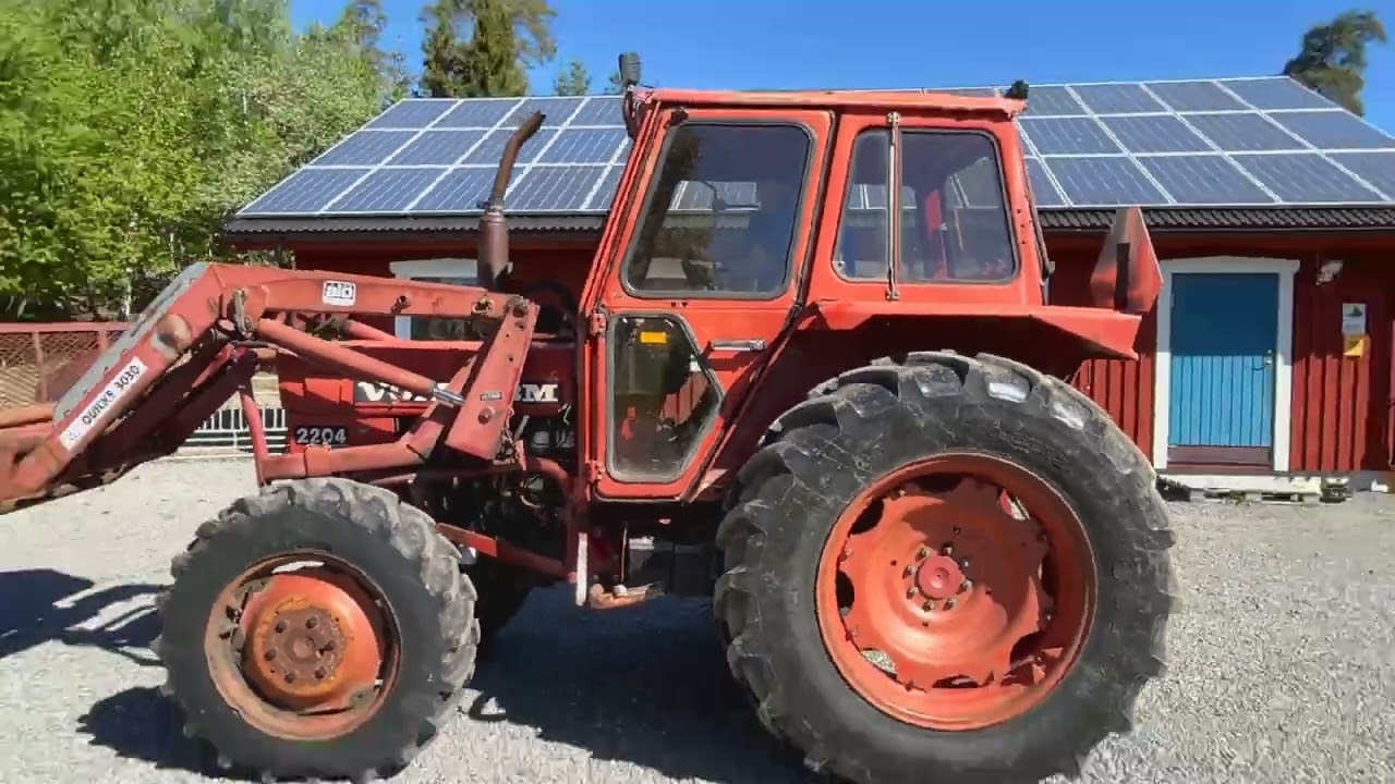 Traktor VOLVO BM 2204