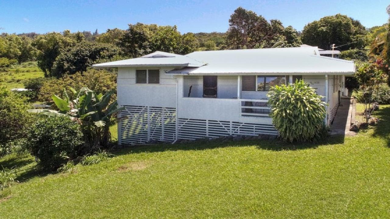 36-2833 HAWAII BELT RD, OOKALA, HI Presented by Donna Duryea.