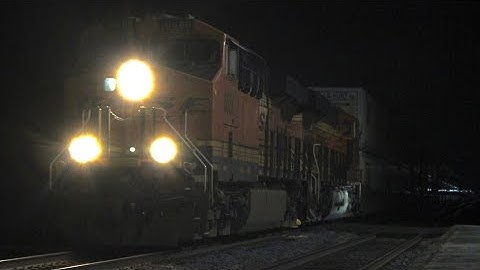 NS 266 passes Waterloo at CP 367 with friendly crew!