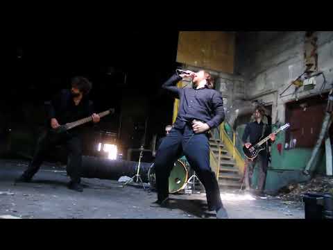 UNEVEN - Wake up (Official music video)