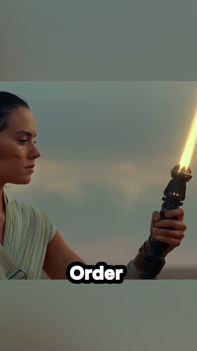 Download lagu Why does Rey have a YELLOW LIGHTSABER #shorts