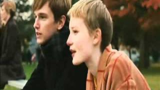Trailer film 2011: Restless