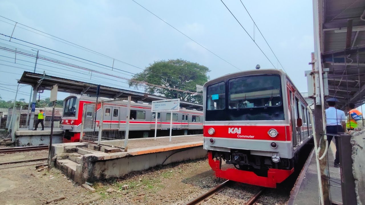 Tau Gak Sih Kalo Dulu Ada Perlintasan Sebidang di Stasiun Depok Baru?