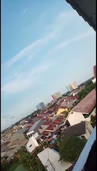 Story  wa di atas gedung