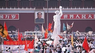 Assignment: China - Tiananmen Square (Chinese Subtitles)