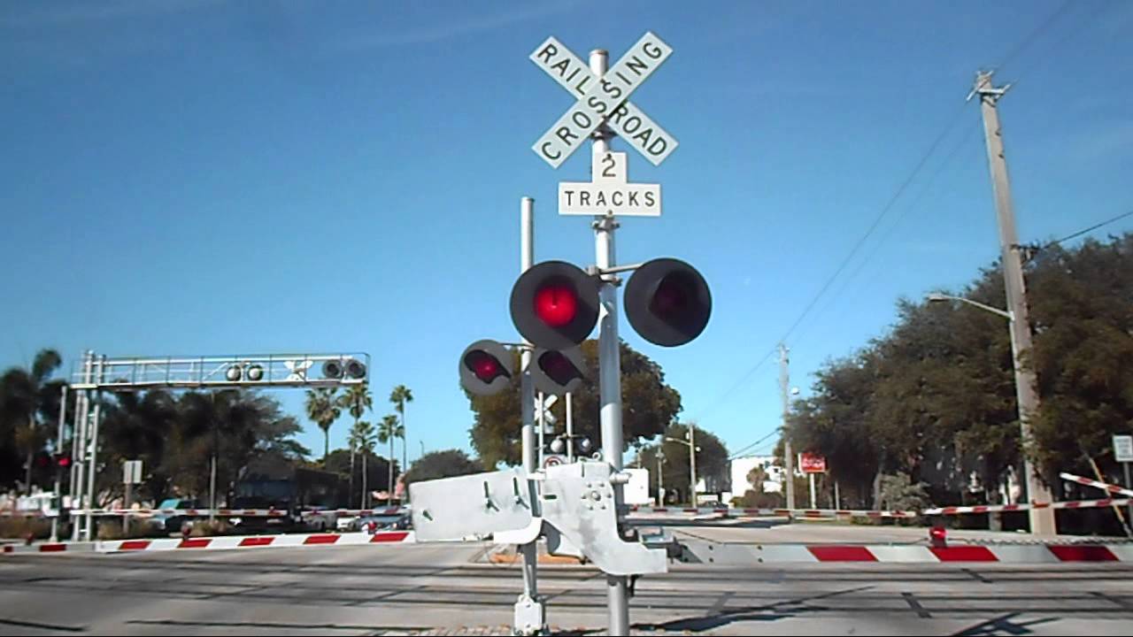 Tri Rail Train Crossing Gates Malfunction Then Resets