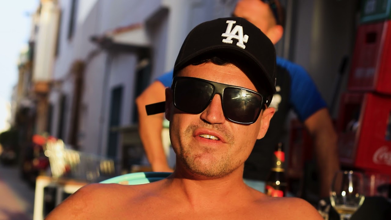 Petit Ribery - 4 paredes (VIDEOCLIP) Prod. Jul Beats