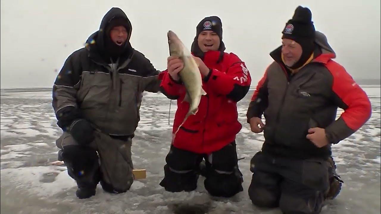 Beaver dam tip ups targeting walleye with john gillespie youtube
