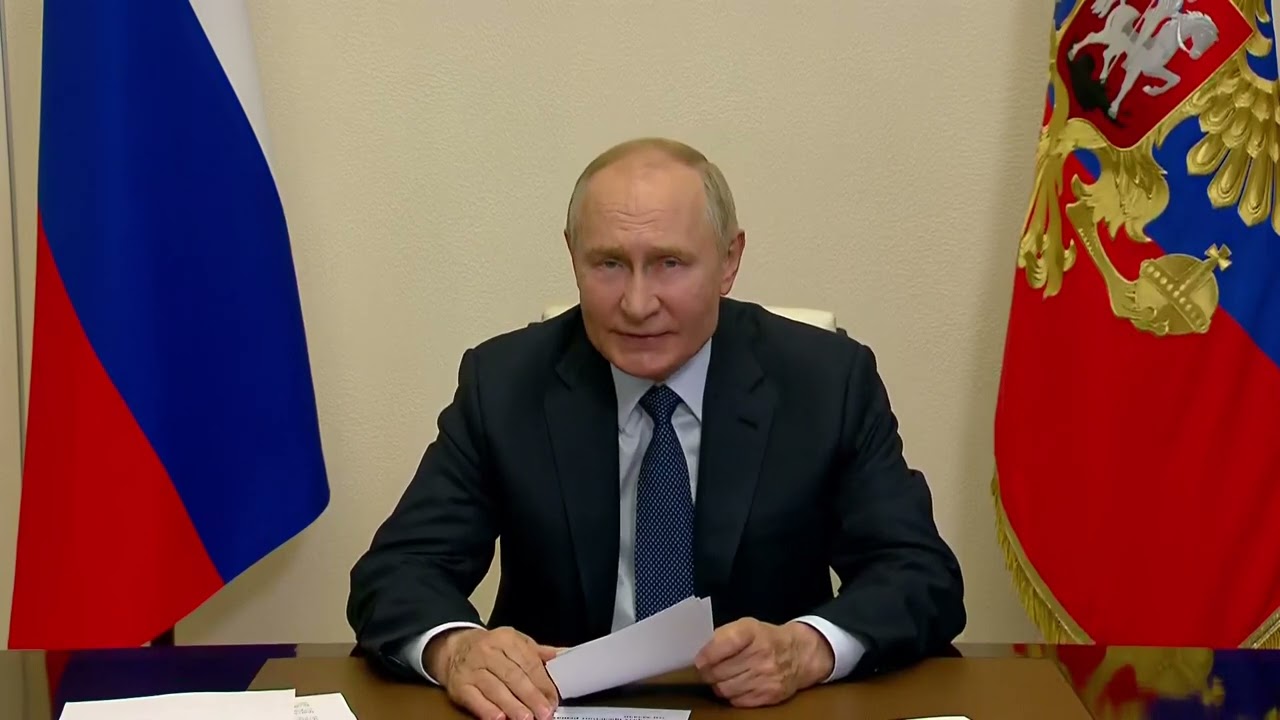 «Сохранить соцподдержку россиян!»: Владимир Путин обозначил приоритеты для бюджета России