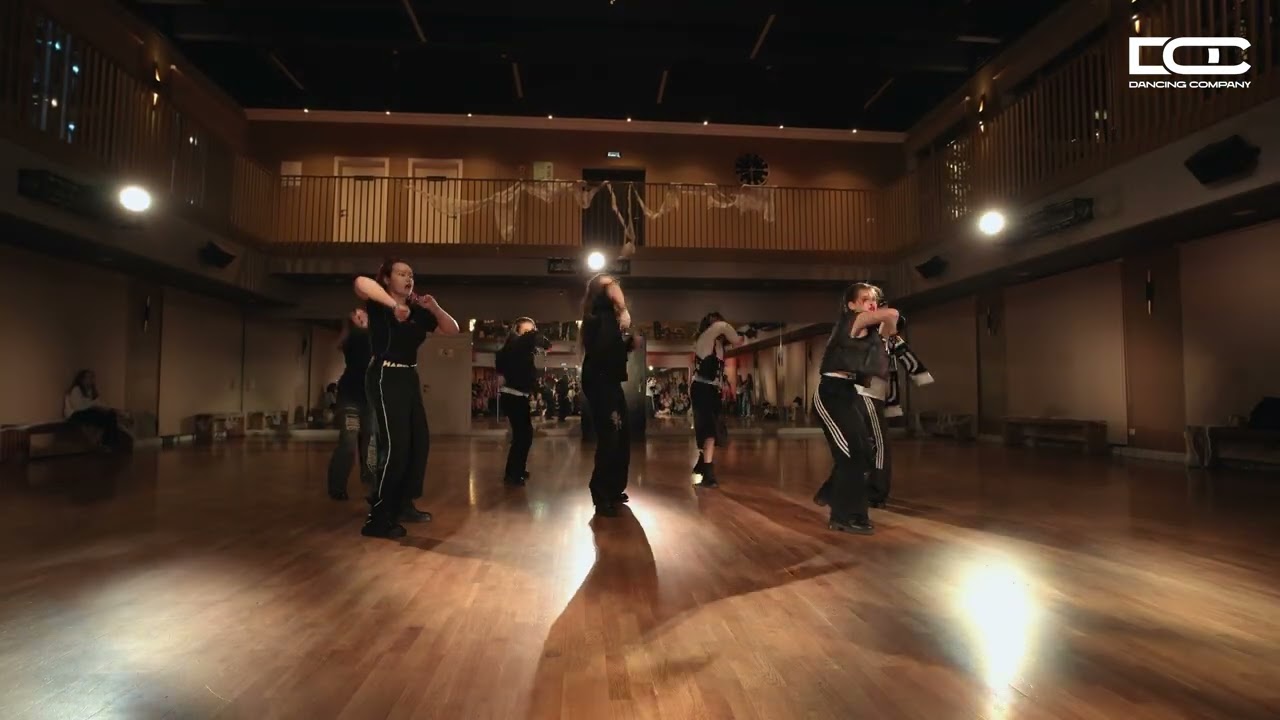 [K-POP COVER DANCE] ENHYPEN 엔하이픈 – Outside by Selenite