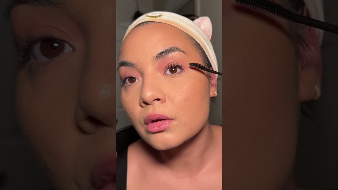 Testing a Vintage Mascara 