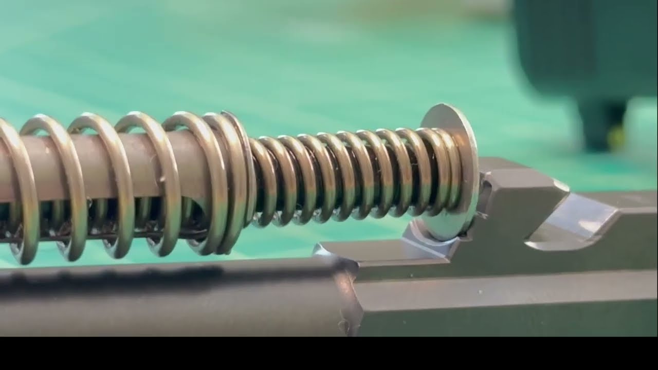 Glock Factory Guide Rod and Recoil Spring Assembly ⠀ - Centerfire Systems Glock Factory Guide Rod and Recoil Spring Assembly ⠀ - Centerfire Systems