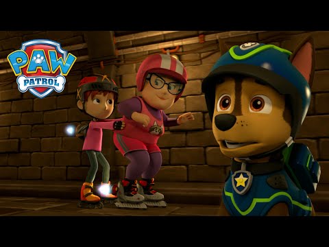 PAW PATROL ROCKET ROLLERSKATE AND SKATEBOARD RESCUE!