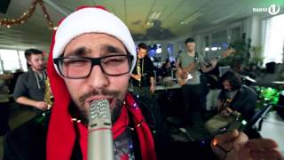 Balkan boys - Santa Claus Is Comin' To Town HD