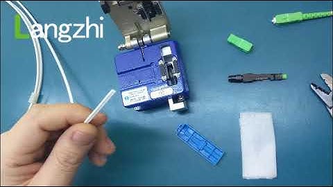 Embedded SC APC optical fiber connector installation method