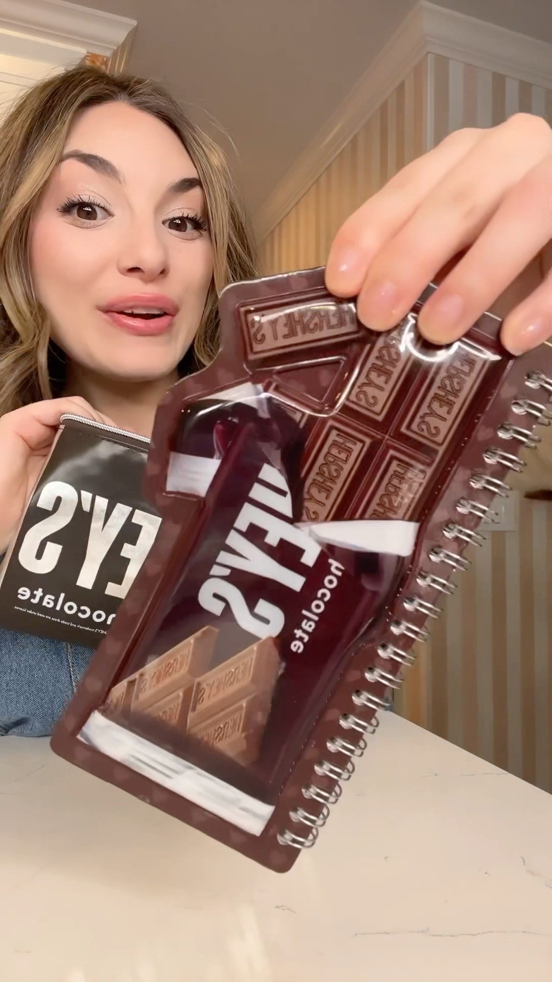 These sweets have a secret surprise! ?? #candy #chocolate