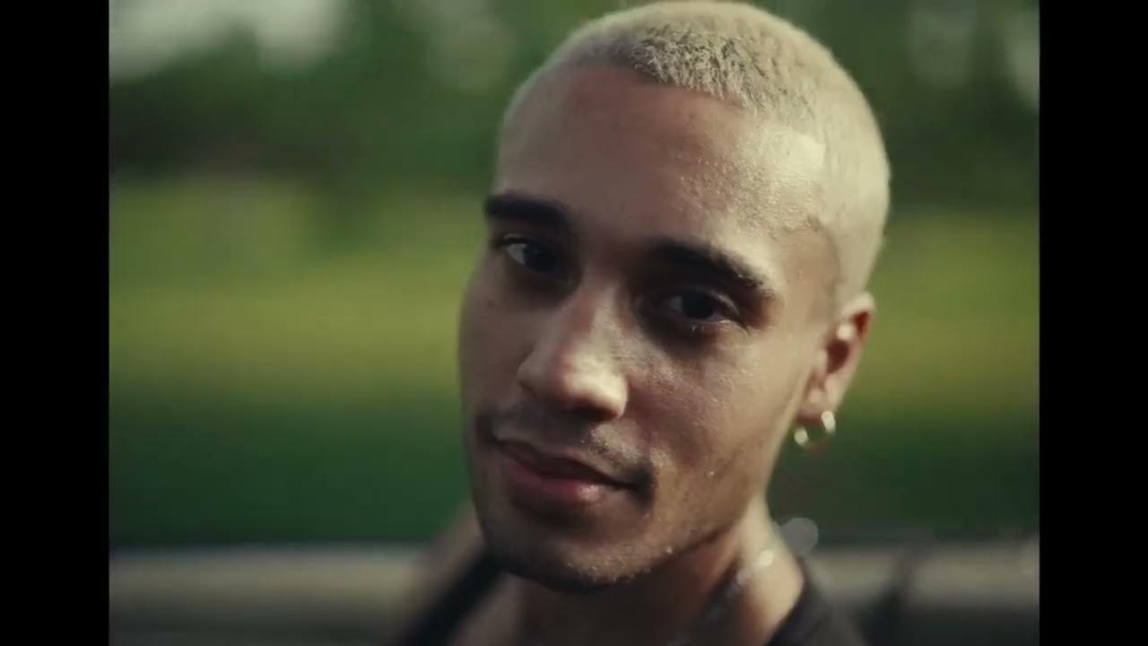 Feid, Sean Paul Niña Bonita (official video) YouTube