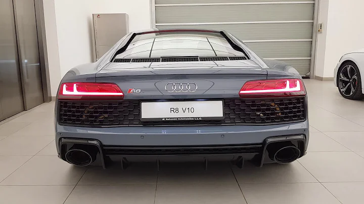 Audi R8 V10 2021 in Dubai Exhaust Sound