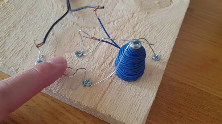 Spark gap transmitter