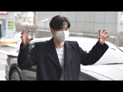 [2pm 준호] 🐯어흥~ 준호 (라디오스타 출근길)