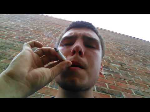 Smoking Session: Maverick Red 100's Review
