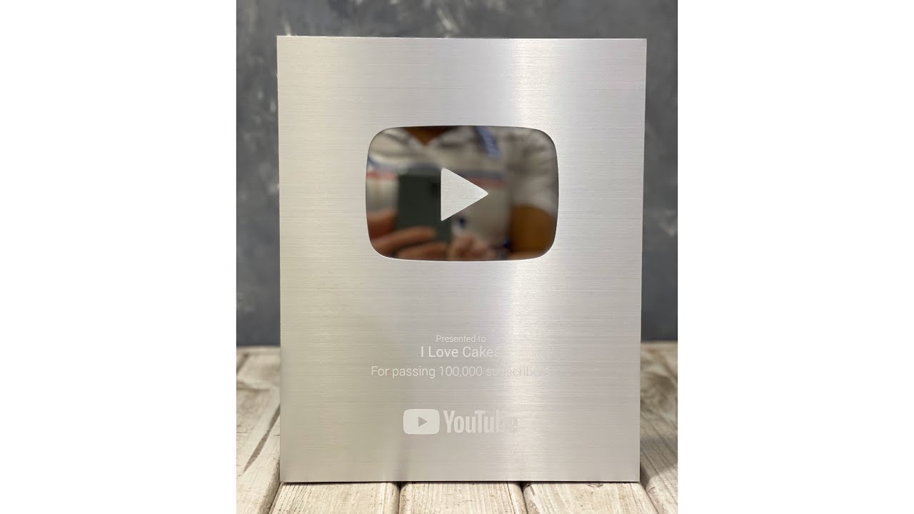 Browntable's SILVER PLAY BUTTON UNBOXING!, Browntable Wiki