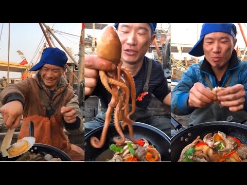 chinese-fishermen-№2-eating-delicious-seafood