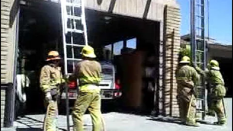 24 foot ladder carry (2 person)