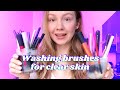 How To Wash Your Makeup Brushes So That They Don't Clog Your Pores | Pop The Pimple