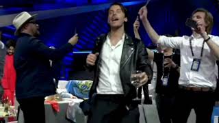 Victor Crone (Estonia 2019) dancing to La Venda (sound on) - Eurovision Reaction Meme Videos