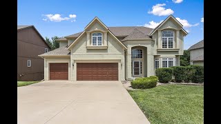 212 NE Hidden Ridge Ln., Lee's Summit MO
