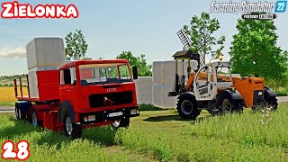 Collecting BALES with LIEBHERR telehandler | Farming Simulator 22 Premium Edition | Zielonka | Ep 28